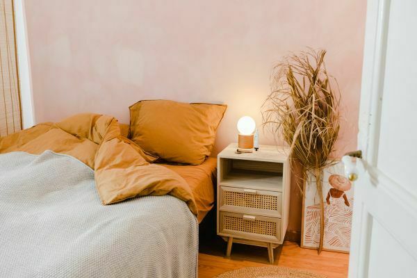 halvány rózsaszín hálószoba